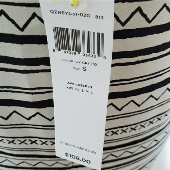 NWT! BCBGeneration Printed Mini Dress, Small - Picture 4 of 4